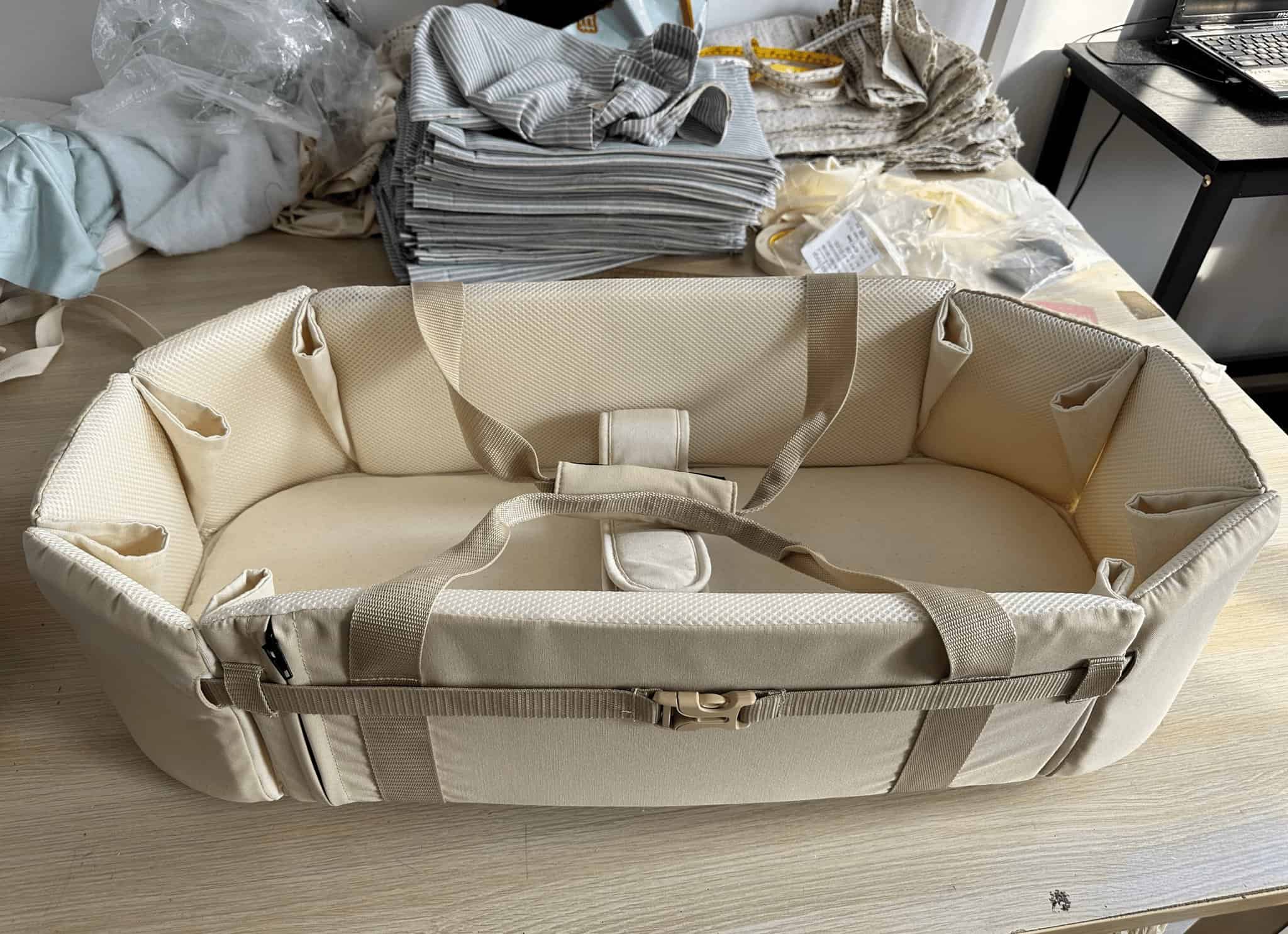 Baby carrier / baby hammock